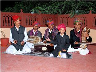 Kiran Hotel